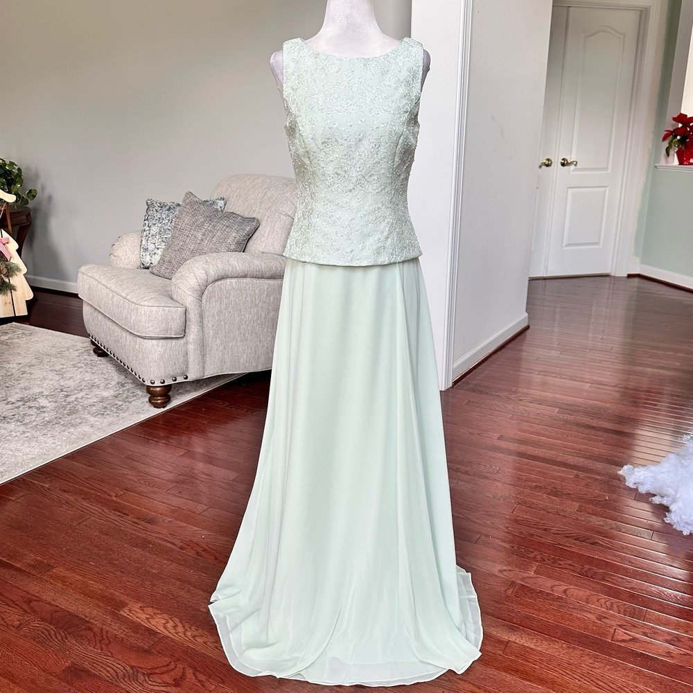 Vintage David's Bridal‎ Light Mint Green Sequin High NeckTop Gown Dress